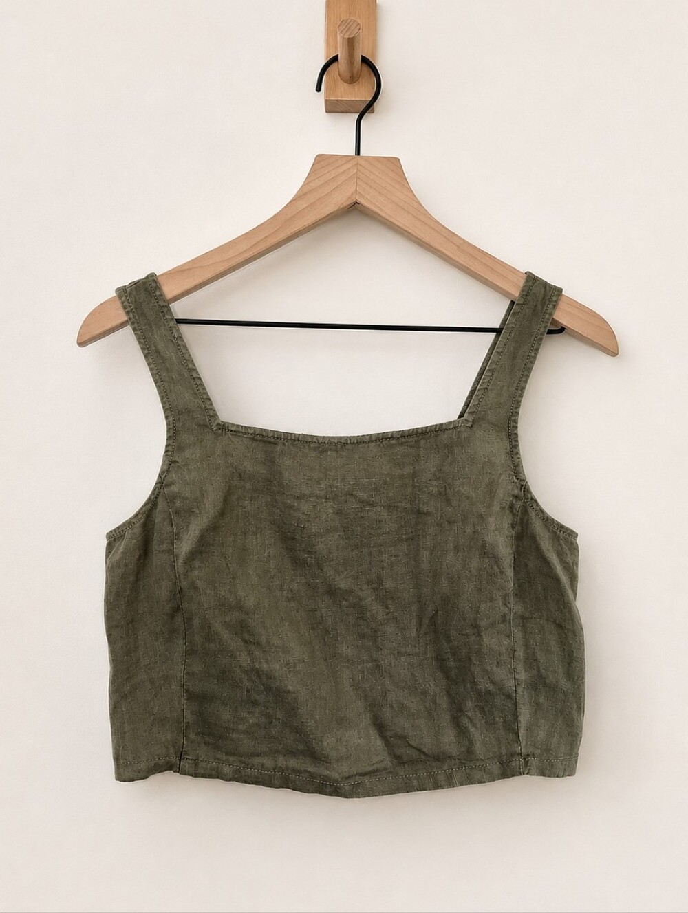 Lou & Grey 100% Linen Smocked Back Crop Tank Top Olive Green XS